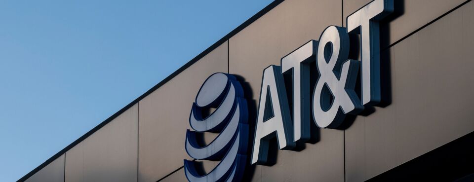 AT&T Lawful Chief Observed Pay back Package Plunge, Gets Far Improved Information