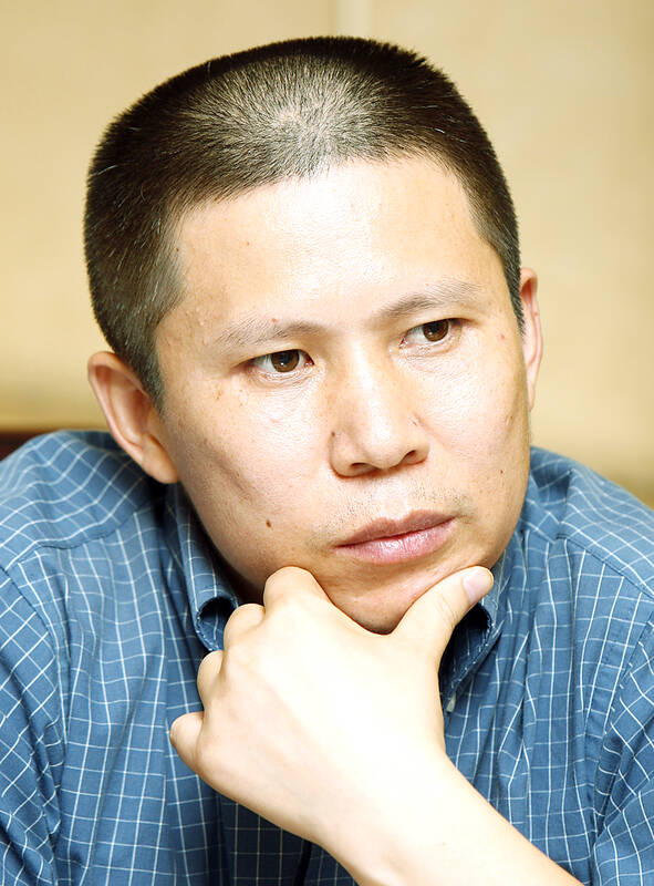 China palms prolonged jail conditions to two human rights lawyers in crackdown