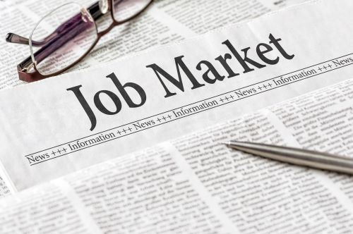 Anxious about the 2023 law firm jobs marketplace? This legal search consultant has some suggestions