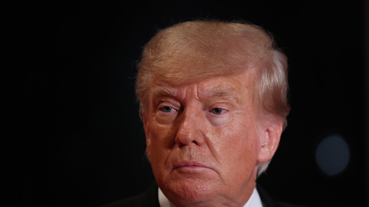 Ex-Trump Legal professional Who Stop Categorized-Paperwork Situation Gives Ex-President Free Lawful Tips: STFU