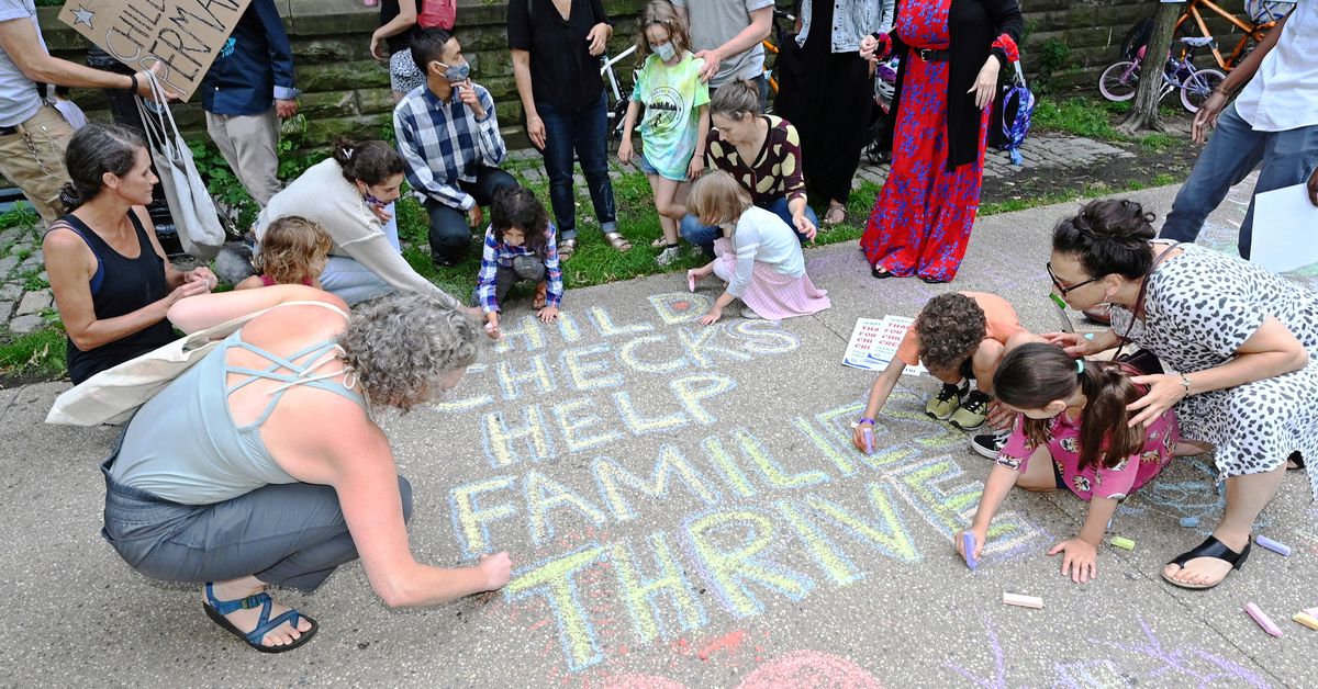 Will there be an expanded child tax credit in 2022?