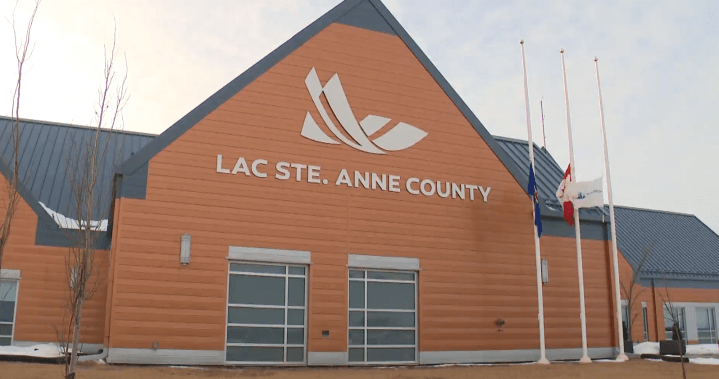 Farmers discouraged about proposed Lac. Ste. Anne County land tax – Edmonton