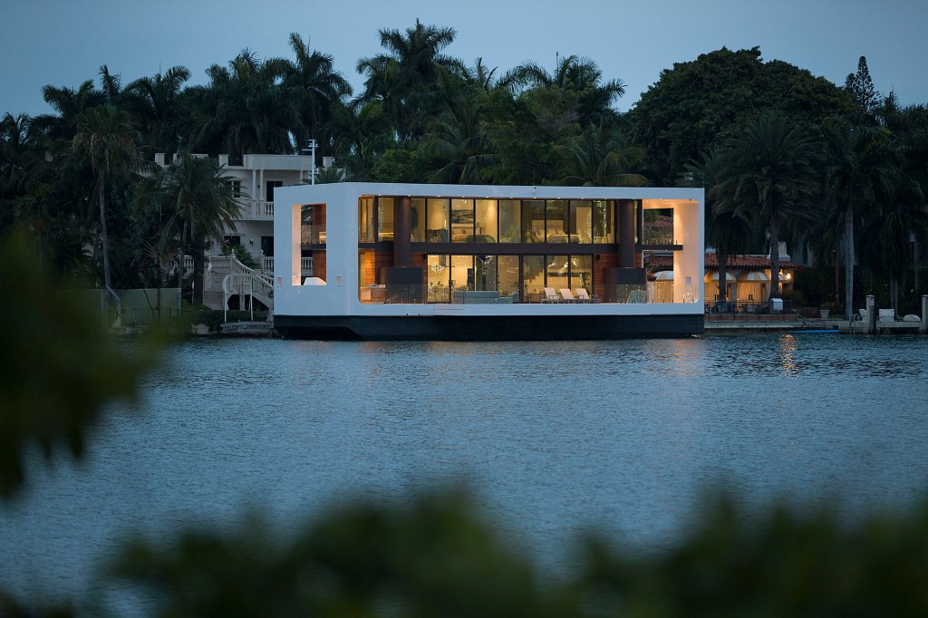 arkup houseboat sues miami