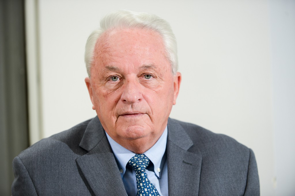 Steve Bannon’s lawyer, Robert Costello