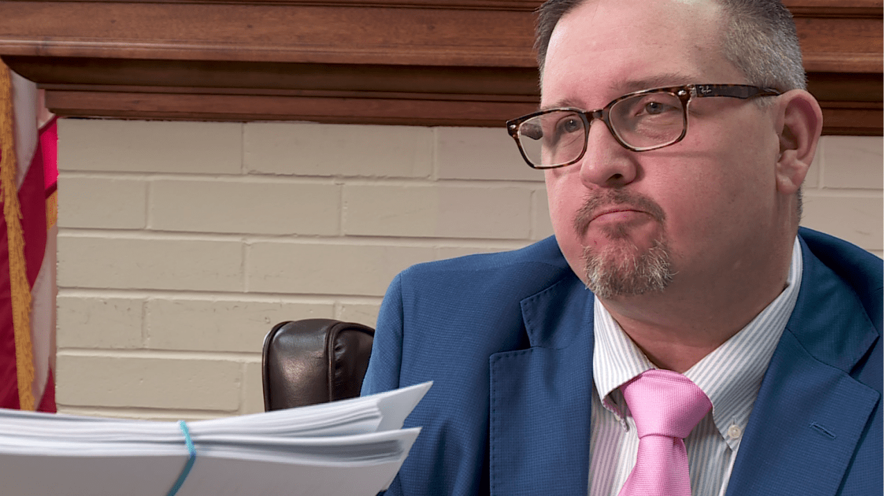 Oklahoma District Lawyer allegedly under investigation for secret specials